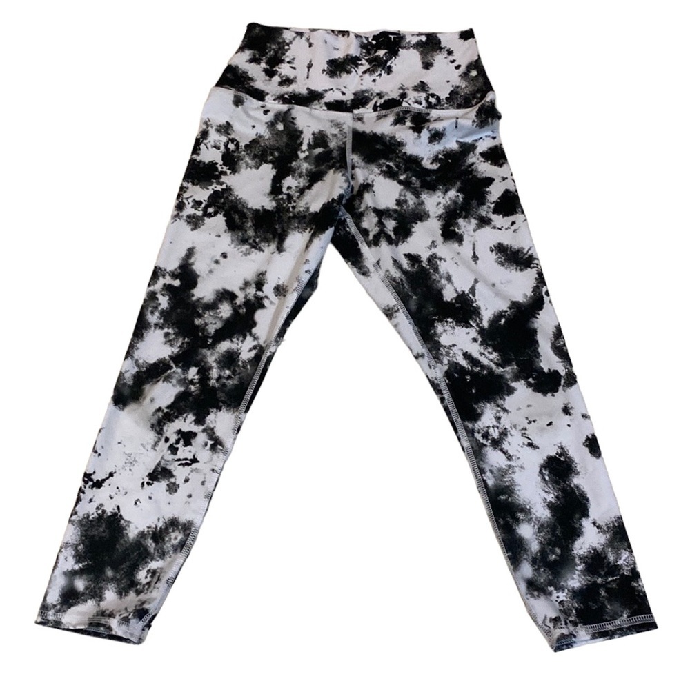 Evolution and Creation Size Medium Leggings Color Tie Dye Black and White